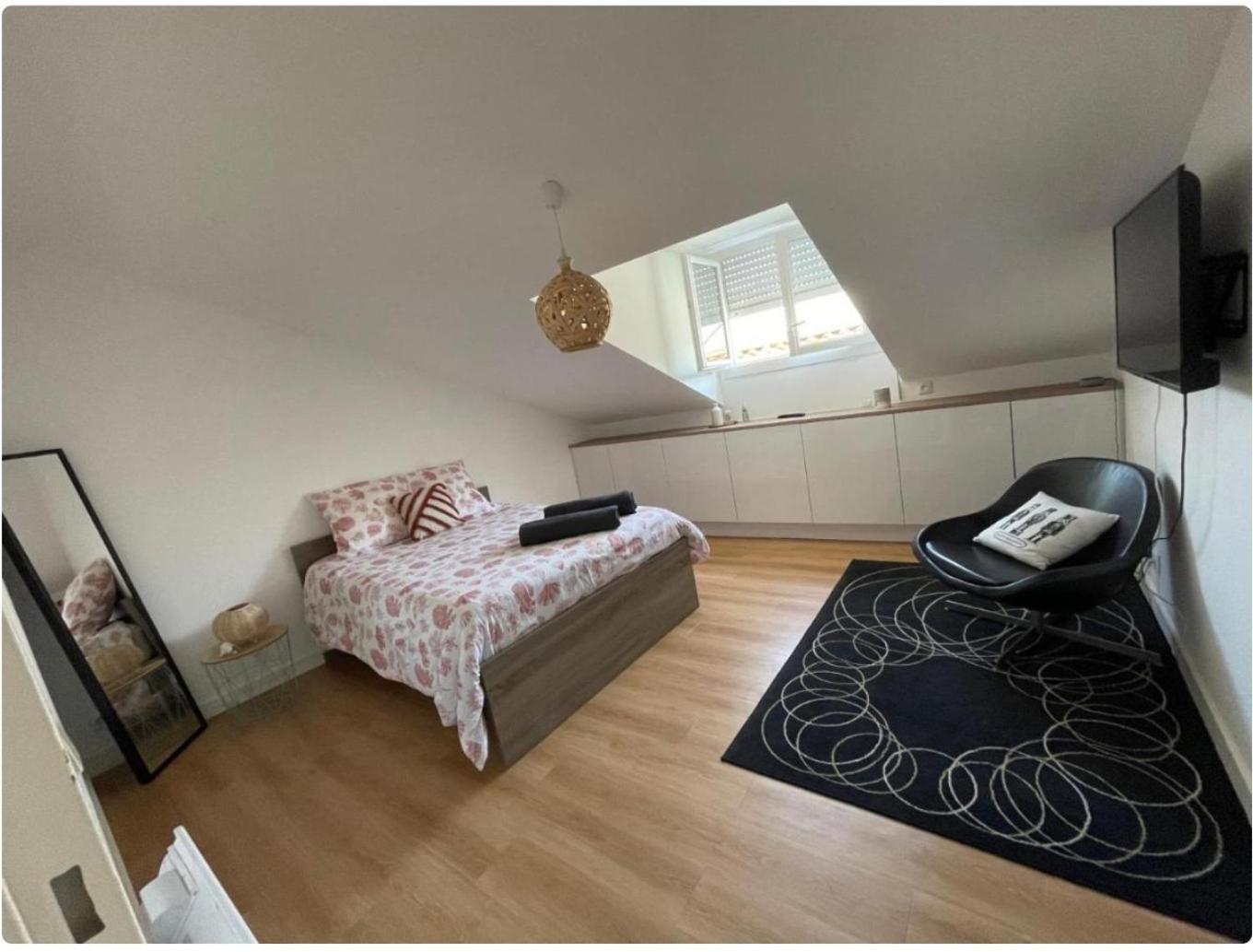 Grand Appartement Hypercentre Avec Terrasse Et Parking Poitiers Kültér fotó